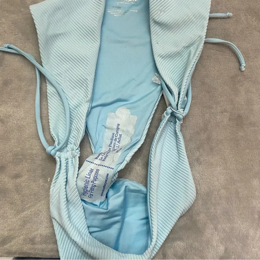New! Frankie’s Bikinis V-Cut Cheeky Bikini Bottom Swimwear 21535